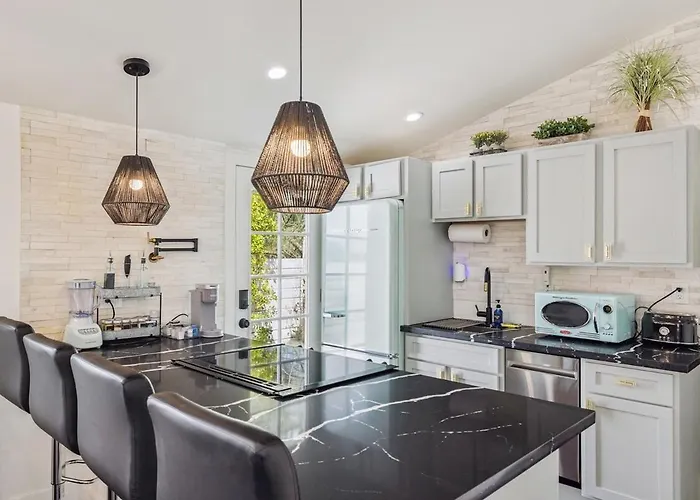 Holiday home Taylor Street Retreat A- Downtown -walkable *
