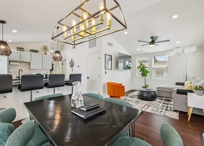 Taylor Street Retreat A- Downtown -walkable Holiday home