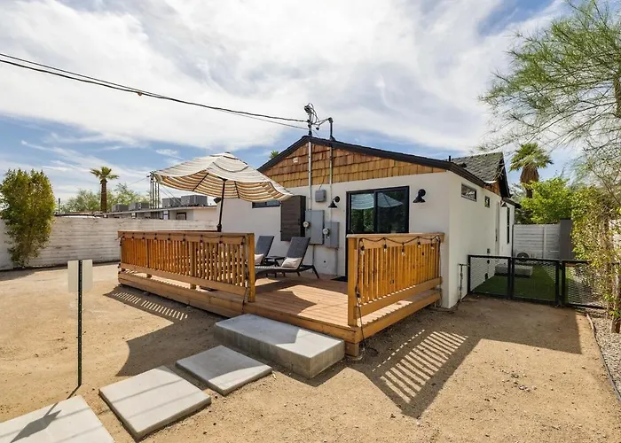 Taylor Street Retreat A- Downtown -walkable *